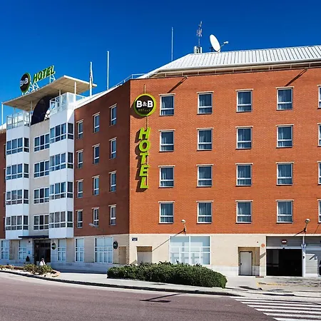 瓦伦西亚科学城b&b酒店 酒店 3*