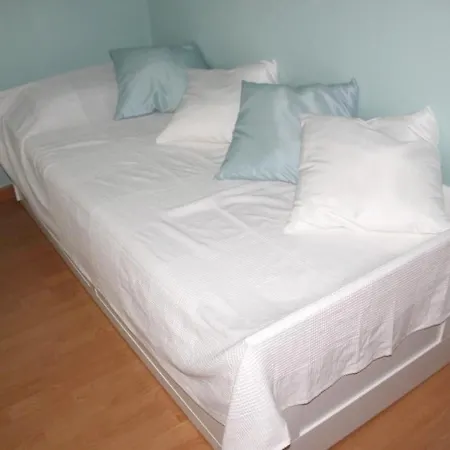 With One Bedroom In Alboraia With Wonderful Sea View Shared Pool Furnished Terrace 100 M From The Beach Appartement *