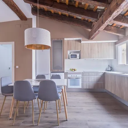 San Miguel, Luxury Apartments. * バレンシア