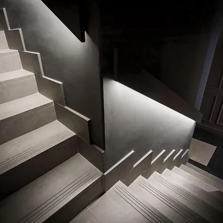 Reina 107 Boutique Гостевой дом 4*