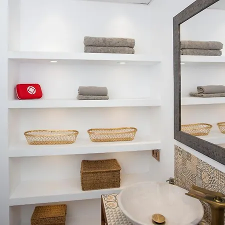 Singularstays Casa Bauset Apartman