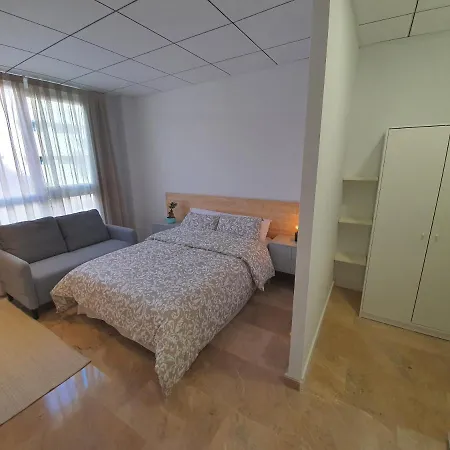 Campoamor 8 Проживание в семье