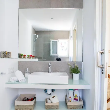 Florit Flats - Cabanyal 3 Bedroom Wifi Ac Terrace Penthouse *