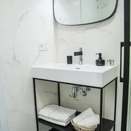 Laura Campanar Apartment