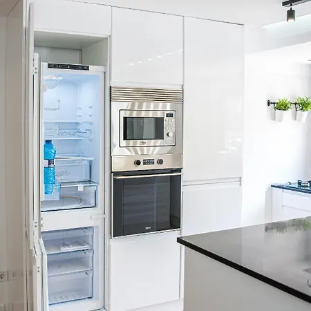 Laura Campanar Apartment