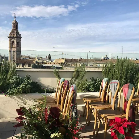 Hotel Reina