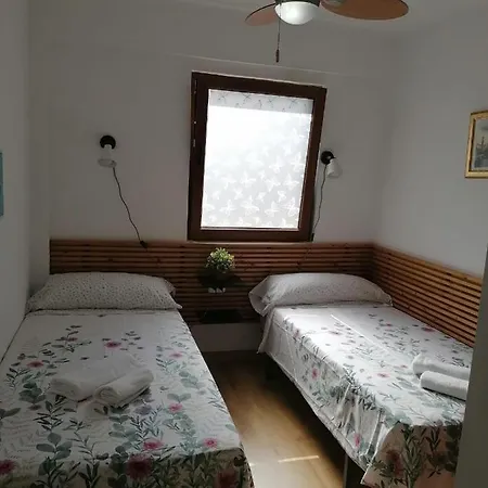 Malvarrosa Apartmán *