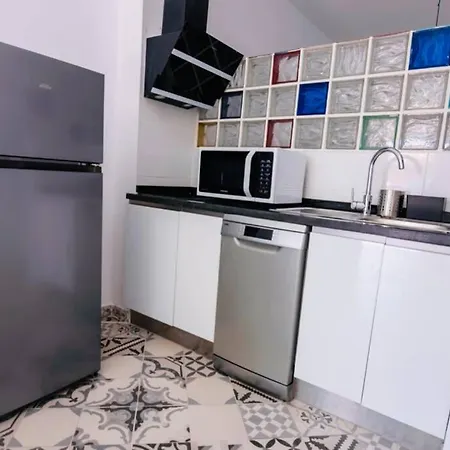 Appartement Arenas 3 *