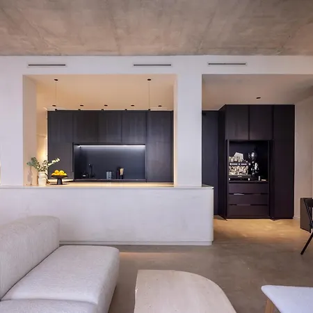 Yours Boutique * Валенсия