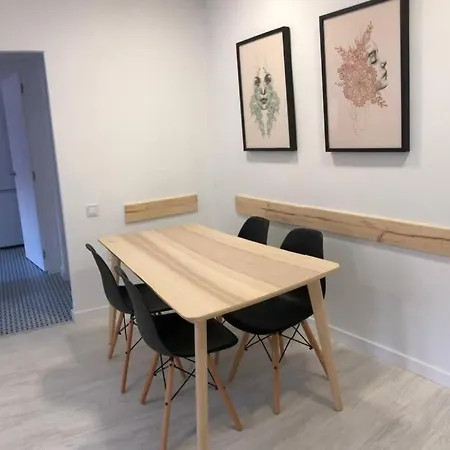 Апартаменты Mossen Flat Patraix *