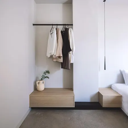 Отель Yours Boutique