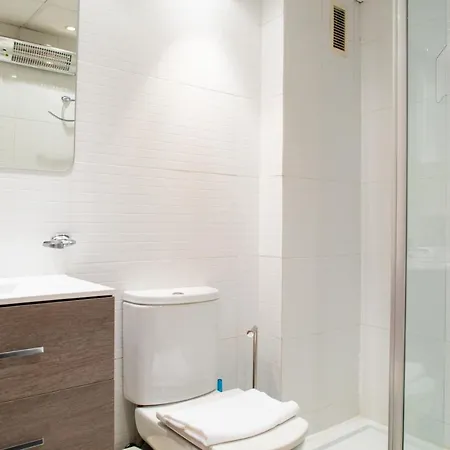 Апартаменты Florit Flats - The Malvarrosa & Free Parking *
