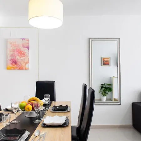 Florit Flats - The Malvarrosa & Free Parking *