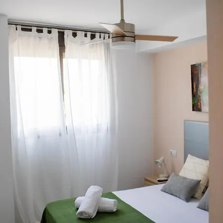 Апартаменты Florit Flats - The Malvarrosa & Free Parking Валенсия