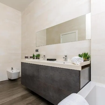 Luxury - Market Apartamento *