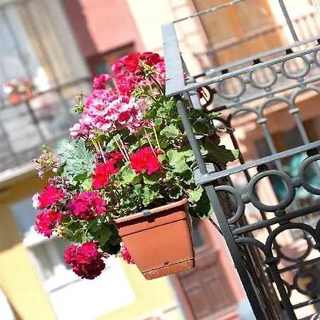 Plaza Redonda Flats Apartment *