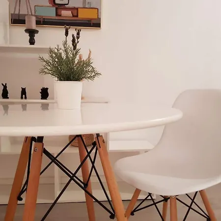 Cosy At The Cathedral With Wifi Apartament