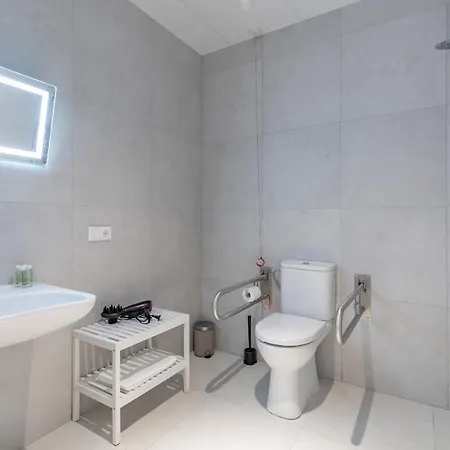 Sunny,private Terrace,wheelchair Access 4* Valenza