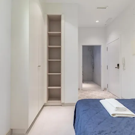 Aparthotel Sunny,private Terrace,wheelchair Access