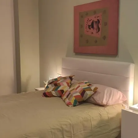 Sunny&beach In Valence