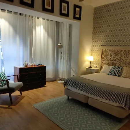 Maison Reina Holiday home *