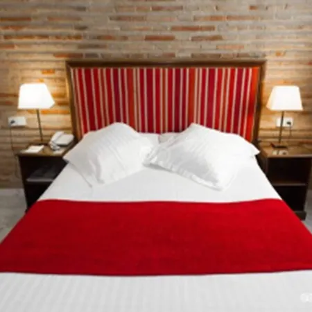 Ad Hoc Monumental 1881 3*