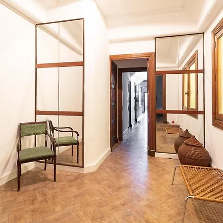 La Casa De Espejos * Βαλένθια