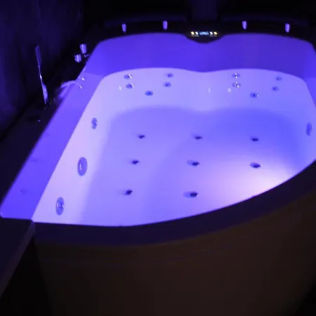 Cozy - Bañera Hidromasaje * Valencia