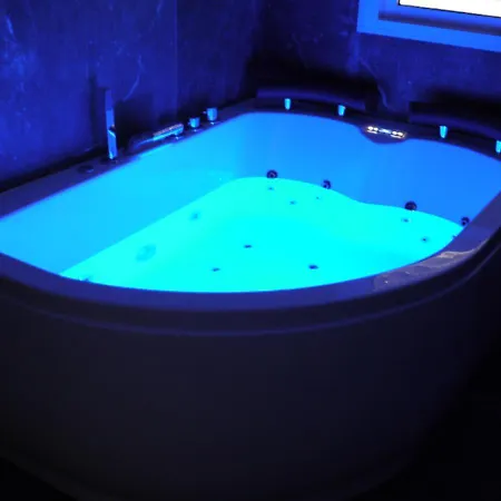 Pensión Cozy - Bañera Hidromasaje *