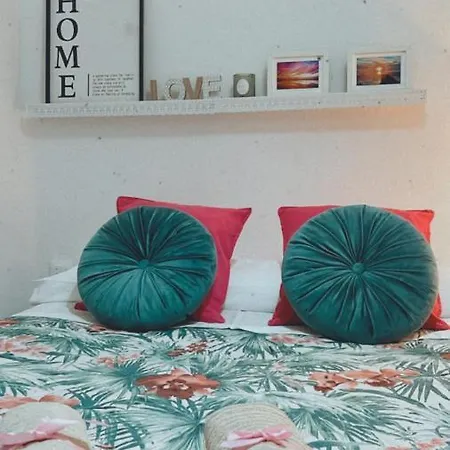 Apartment Ideal Y Cerca Del Casco Antiguo.near Old Town.
