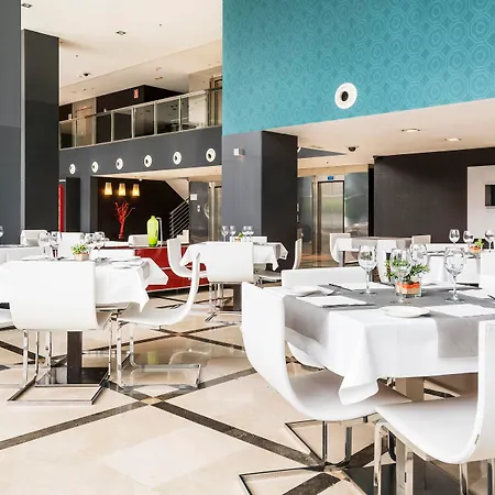Ilunion Aqua 4 Szálloda 4*