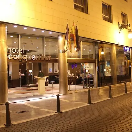 Отель Conqueridor 4*