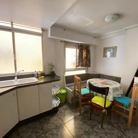 Flat Ayora Ideal Para Familia Cerca Parque, Metro Y Playa アパート *