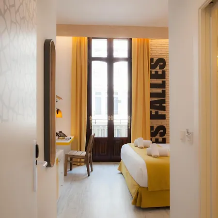 Casual Socarrat - Adults Only