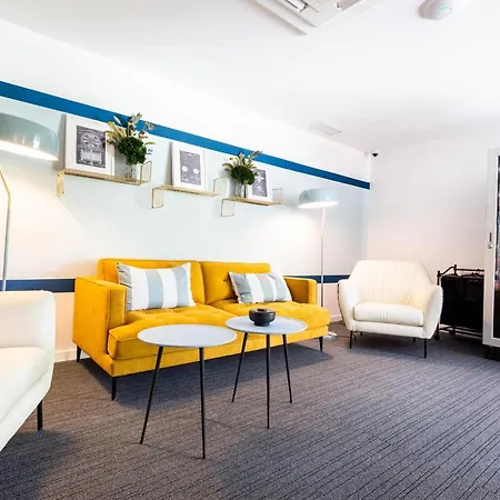 Sercotel Alameda 41 فندق