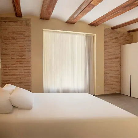 מלון Sh Palace (adults Only) 3*