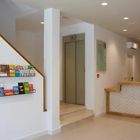 & Co. Saler Boutique فندق 3*