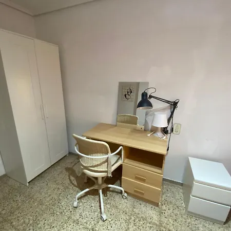 Flat Ayora Ideal Para Familia Cerca Parque, Metro Y Playa アパート