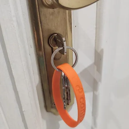 Comoda Y Moderna Doble * 瓦伦西亚