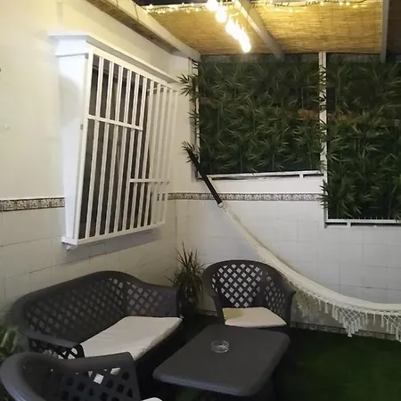 Casa Con Encanto Y Terraza Junto A La Playa Valencia