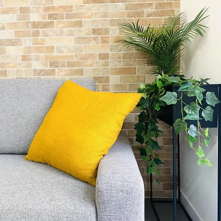 Tarongers, Lovely Flat In The Center Apartment