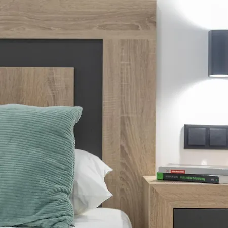 Travel Habitat La Marina Real Apartment *