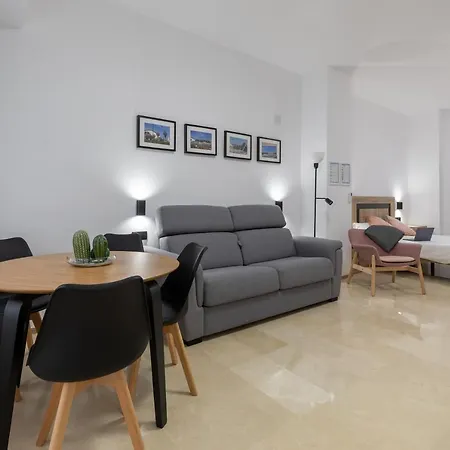 Travel Habitat La Marina Real Apartment *