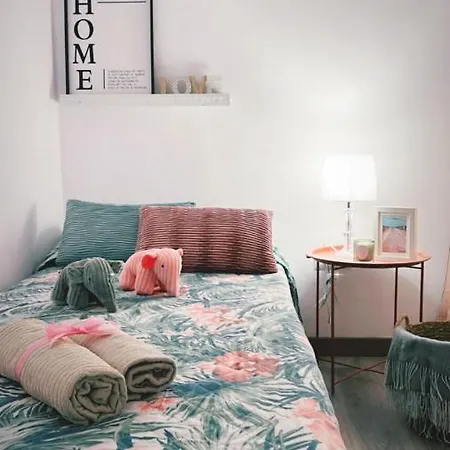 Bonito Apartamento Cerca Del Casco Antiguo Apartman *