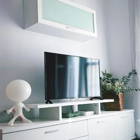 Bonito Apartamento Cerca Del Casco Antiguo Apartman