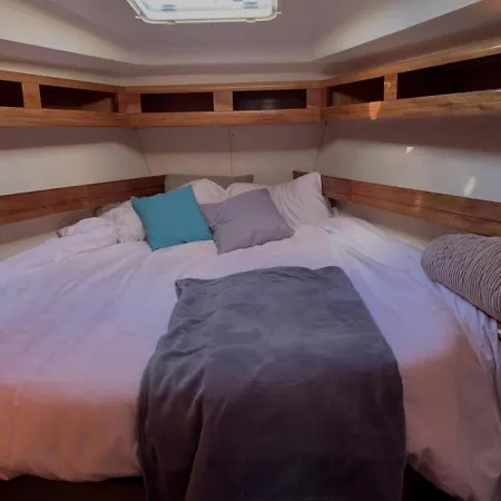 Vakantiehuis An Amazing Experience Enjoy The From A Boat Up To 8 People