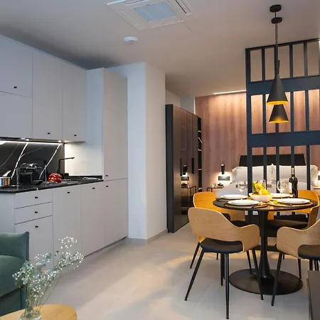 Apartamento Neobeds - Stylish Modern 1br Near Old Town & Steps From Turia Park Valência