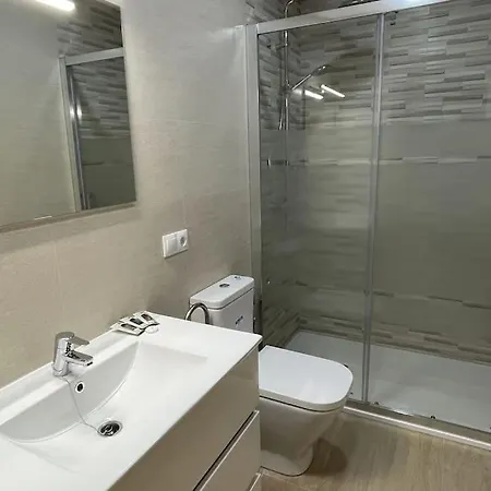 Malvarrosa 5px 2bth 5 Min Beach. Wifi. Apartamento