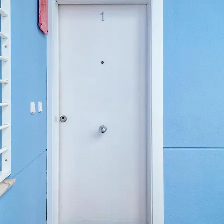 Sunrise Beach Apartments