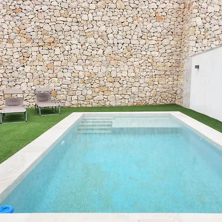 Con Piscina Privada * Valence